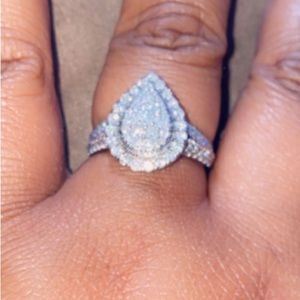 diamond engagement ring